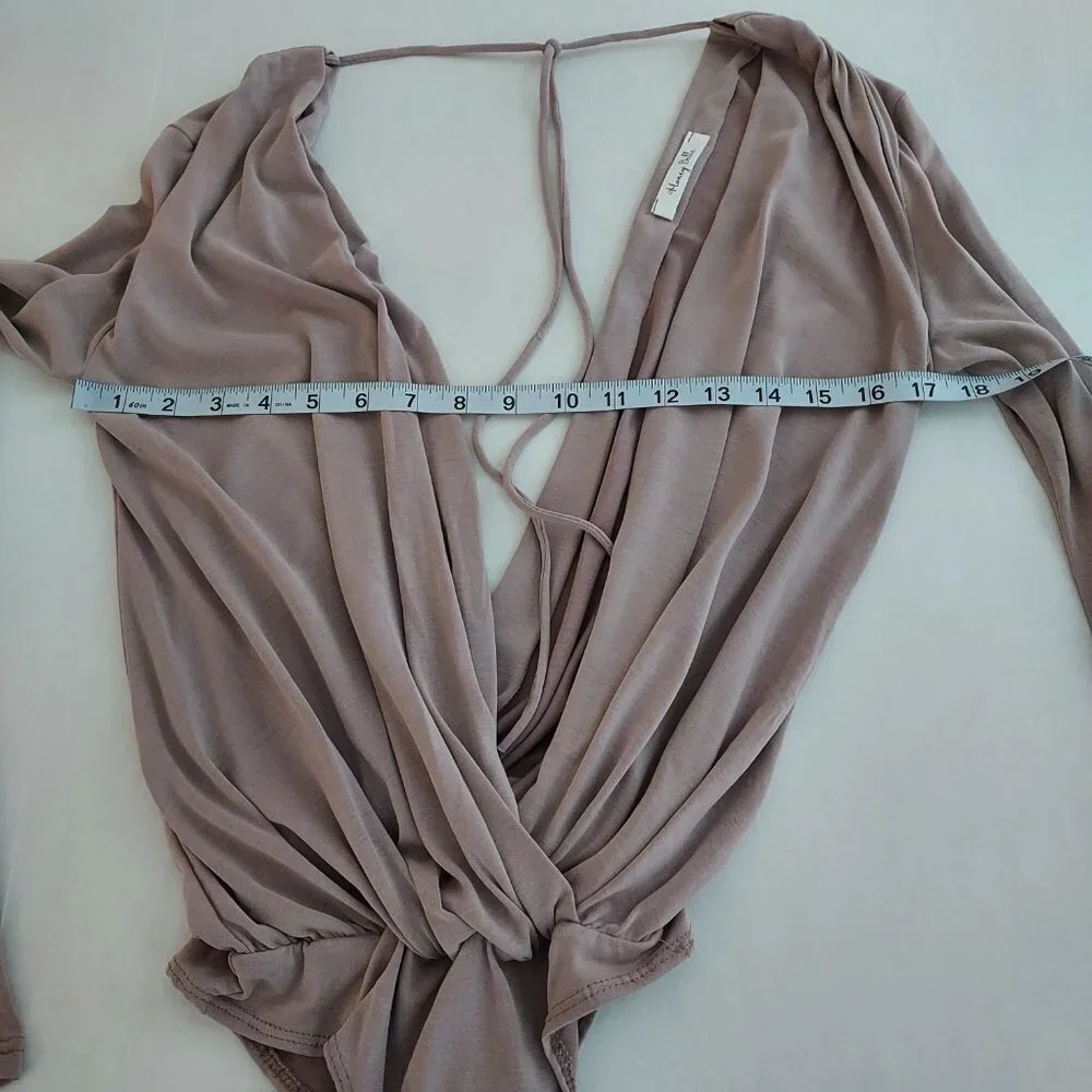 Honey Belle Long Sleeve Plunge Bodysuit - Picture 3 of 6
